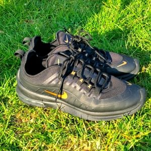 Nike Air Max Women's Sz 9
